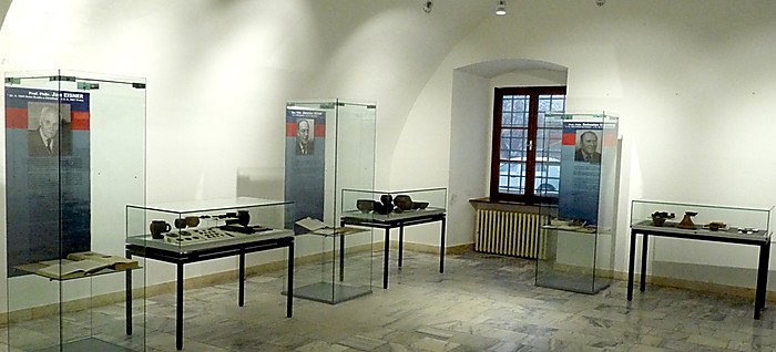 Českí archeológovia a Slovensko